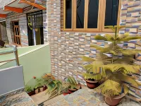 Natures Treat Homestay - parking