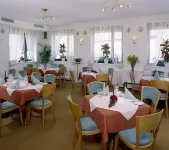 Hotel Ockenheim Отели в г. Гензинген