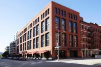 Hotel Barrière Fouquet's New York Hotels in Queens