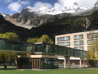 Hotel Continental Balneario de Panticosa Hotels in Biescas