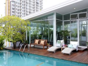 Sabai Sathorn Service Apartment