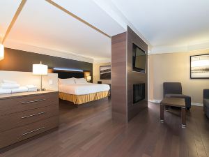 Holiday Inn Express Edmonton Downtown