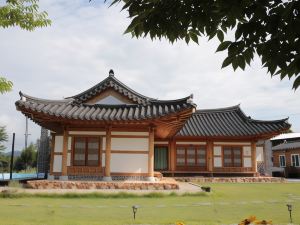 Wanju Cheongpungheon Ok Pension