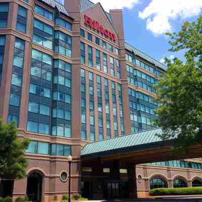 Hilton Atlanta Northeast Hotel Exterior