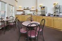 Super 8 by Wyndham Menomonie WI Hotels in Menomonie