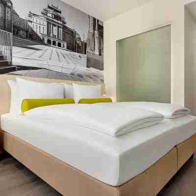 Super 8 by Wyndham Chemnitz Rooms