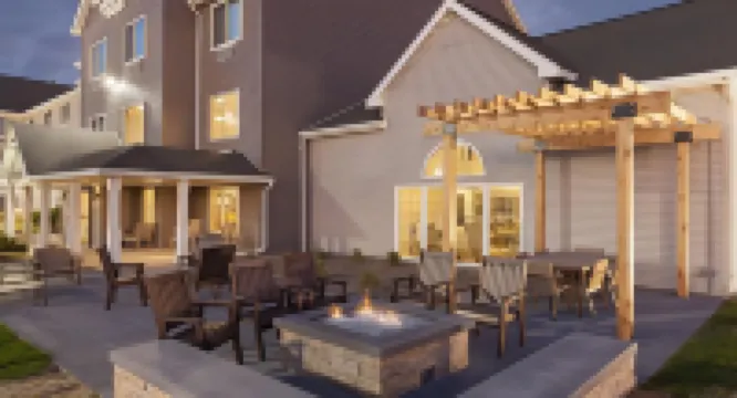 Country Inn & Suites by Radisson, Ames, IA