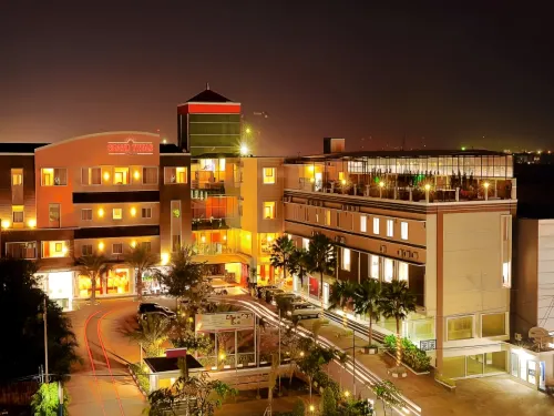 Grand Tryas Hotel Hotels in Kesambi