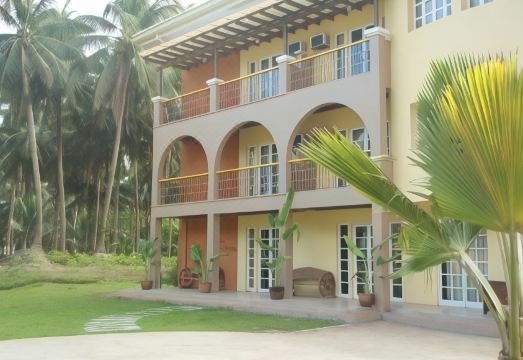 Bahia de Baler - Housity