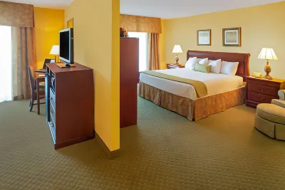 Clarion Hotel & Suites - Convention Center Fredericksburg Hotel di Chancellor