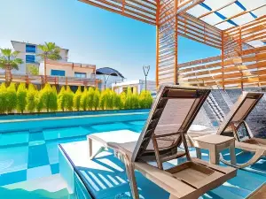 Feniks Priority Hotel