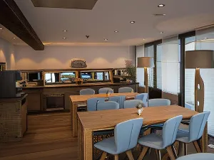 Panorama Ski Lodge