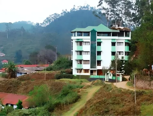 Goroomgo Poopada Resort  (Munnar, Kerala)