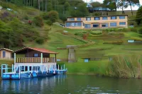 Hotel Refugio Pozo Azul Hotel di Mongui