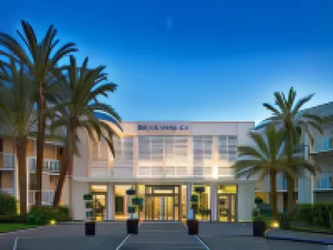 Mouratoglou Hotel & Resort Hotels in Biot