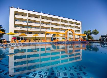 Tuntas Family Suites Kusadasi