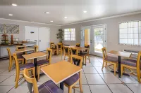 Ramada by Wyndham Mountain View - Wifi