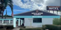 Hollywood Gardens Inn & Suites Hotel dekat West Lake Trail