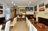Hotel Mezzaluna Hotels in Paese