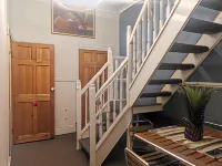 The Vacationers - Pvt Rooms with Shared Bath