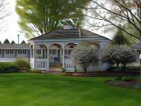 Travelers Rest Motel - Motels