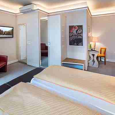 Hotel Heidelberger Hof Rooms