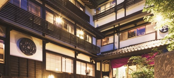 深山莊 高見屋 山形市のホテル