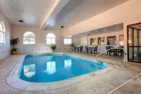 Americas Best Value Inn and Suites Saint Charles Hotels in Frontier Township