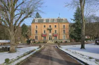 Logis le Manoir de Sauvegrain Hôtels à : Milon-la-Chapelle