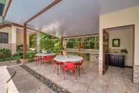 AroCocles Lodge - 3 estrellas