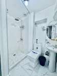 Khan Apartments - 3 ดาว