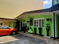 Ambianza Apartelle