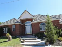 Swallow Cove Hotels in Panaca