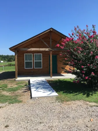 Cabin on the Ridge Отели в г. Logan County