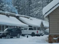 Tahoe Hacienda Inn - Motels