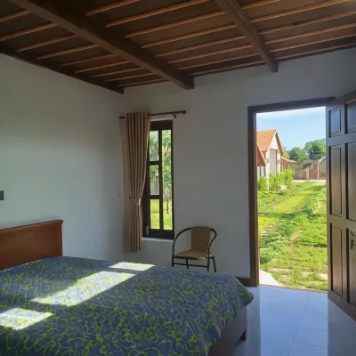 CocoPalm Villa Near Beach - Palm Room Hotels near Phuoc Hai Embankment