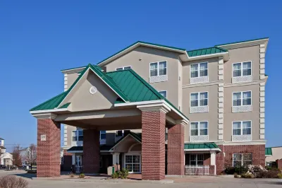 Country Inn & Suites by Radisson, Elkhart North, IN Hotel a 