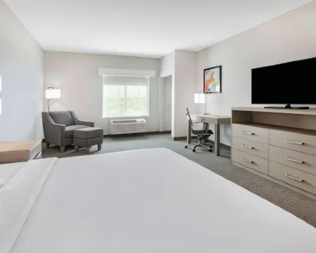 La Quinta Inn & Suites by Wyndham Jackson/Cape Girardeau Hotels in Cape Girardeau County