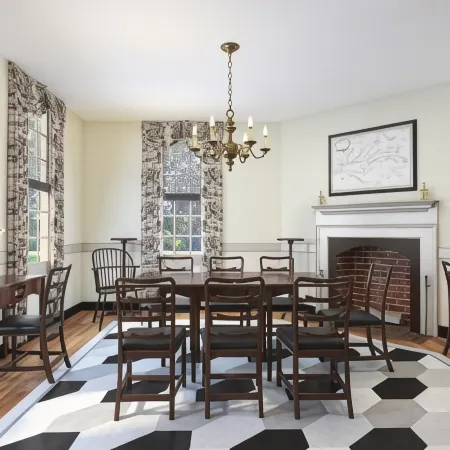 Colonial Houses, an Official Colonial Williamsburg Hotel