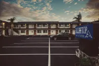 Blufftop Inn & Suites - Wharf/Restaurant District