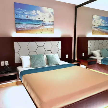 Hotel Ivory