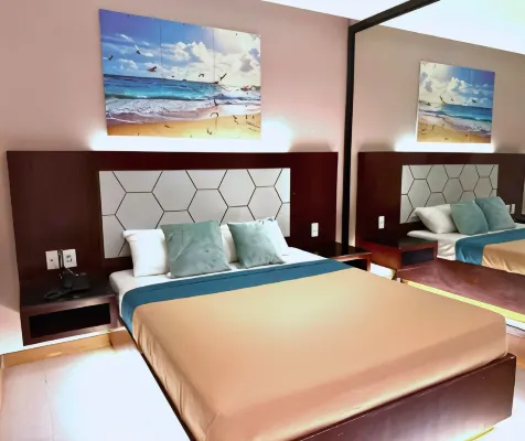 Hotel Ivory