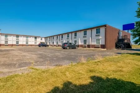 OYO Hotel Morton East Peoria I-74 Отели в г. Элм Гров Тауншип