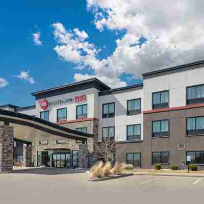 Best Western Plus at la Crescent Event Center Hotel Exterior