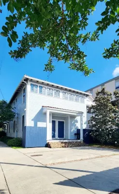 Grand Home with views of Street CarNear French Quarter, Superdome Hotels in Mid-City