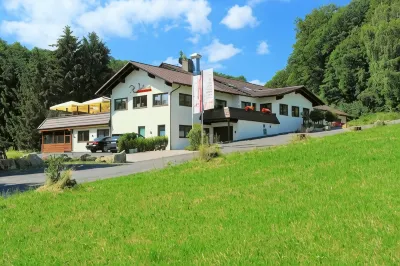 Landhotel Windlicht Отели в г. Зайлауф