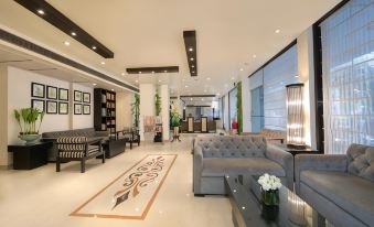 Rockland Hotel, C.R Park