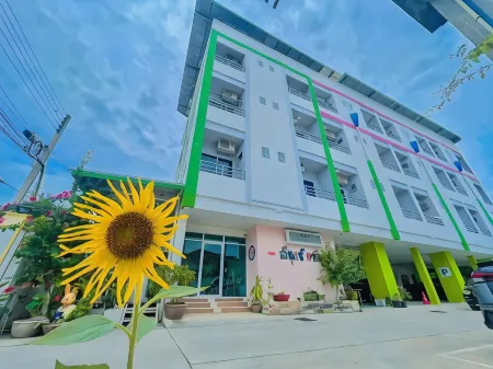 The Linux Garden Hotel