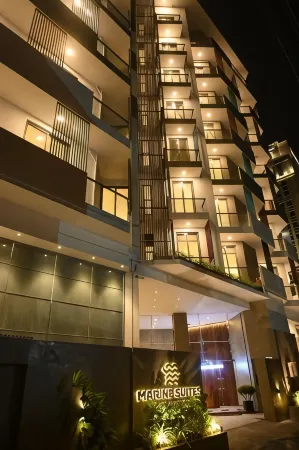 Marine Suites Отели рядом с достопримечательностью «Isipathanaramaya Buddhist Temple»