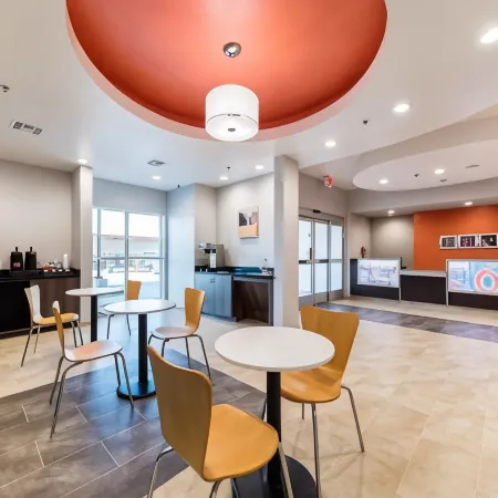 Motel 6 Fort Worth, TX - North - Saginaw Отели рядом с достопримечательностью «Бар Billy Bob's Texas»